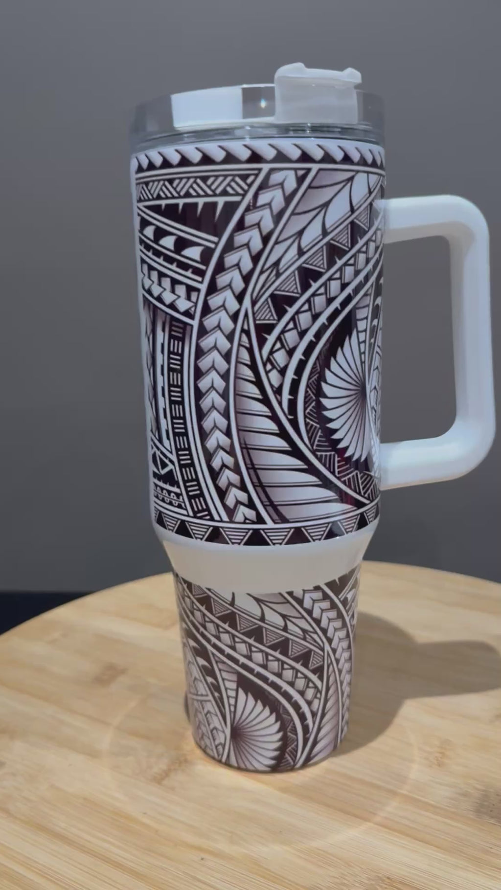 40oz Tumbler with handle