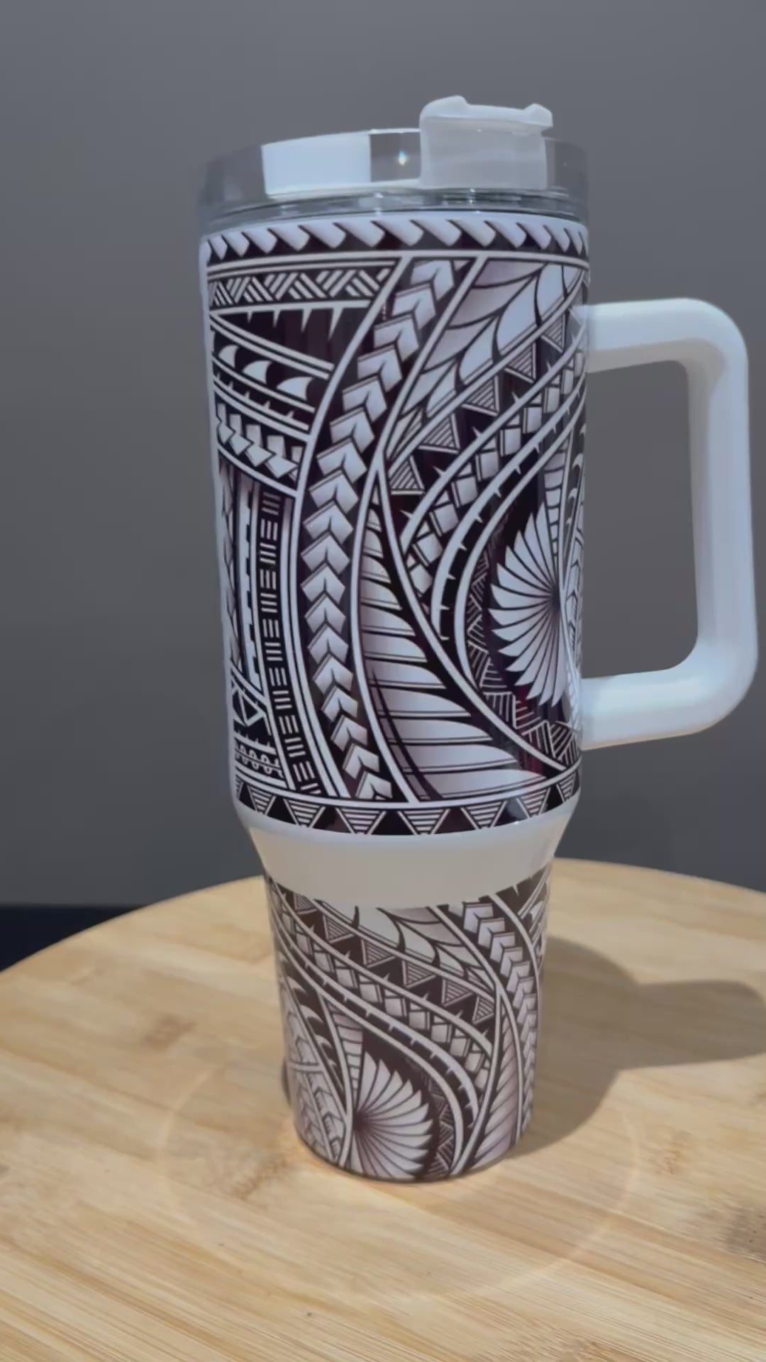 40oz Tumbler with handle